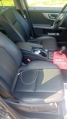 MERCEDES-BENZ-GLK 300-2010
