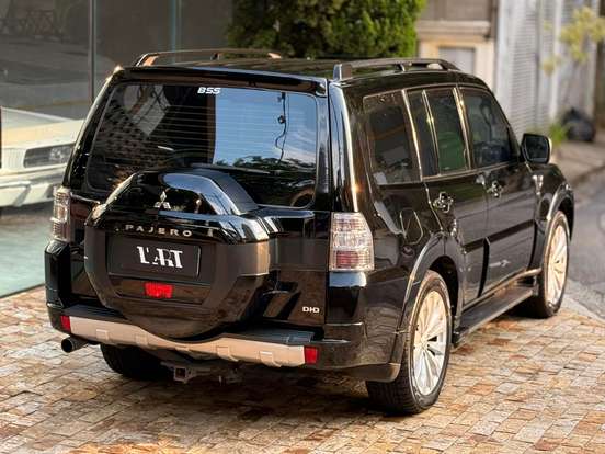 MITSUBISHI-PAJERO FULL-3.2 HPE 4X4 16V TURBO INTERCOOLER DIESEL 4P AUTOMÁTICO MITSUBISHI-PAJERO FULL-2014