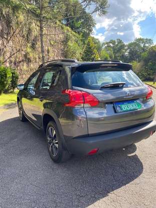 PEUGEOT-2008-2021