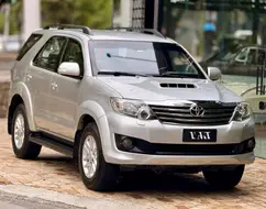 TOYOTA HILUX SW4 3.0 SRV 4X4 16V TURBO INTERCOOLER DIESEL 4P AUTOMÁTICO TOYOTA HILUX SW4 3.0 SRV 4X4 16V TURBO INTERCOOLER DIESEL 4P AUTOMÁTICO