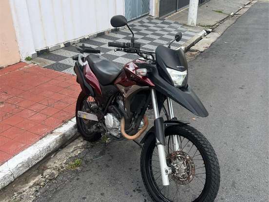 HONDA-XRE 300 HONDA-XRE 300-2011