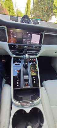 PORSCHE-MACAN-2023
