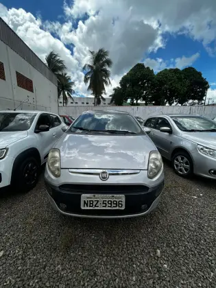 FIAT PUNTO 1.4 ATTRACTIVE 8V FLEX 4P MANUAL