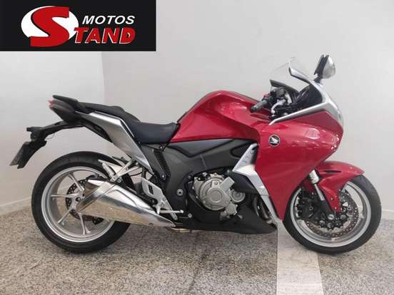 HONDA-VFR 1200F-2011
