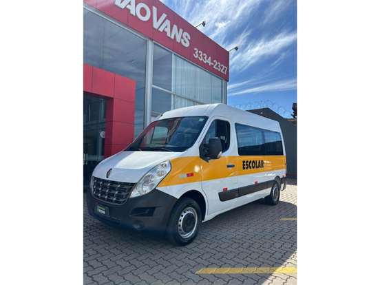 RENAULT-MASTER-2020