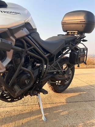 TRIUMPH-TIGER 800 XR TRIUMPH-TIGER 800 XR-2015