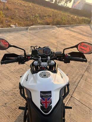 TRIUMPH-TIGER 800 XR-2015