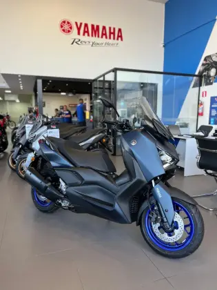 YAMAHA XMAX 250 CONNECTED ABS 