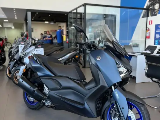 YAMAHA-XMAX 250 CONNECTED ABS YAMAHA-XMAX 250 CONNECTED ABS-2025