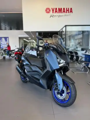 YAMAHA-XMAX 250 CONNECTED ABS-2025