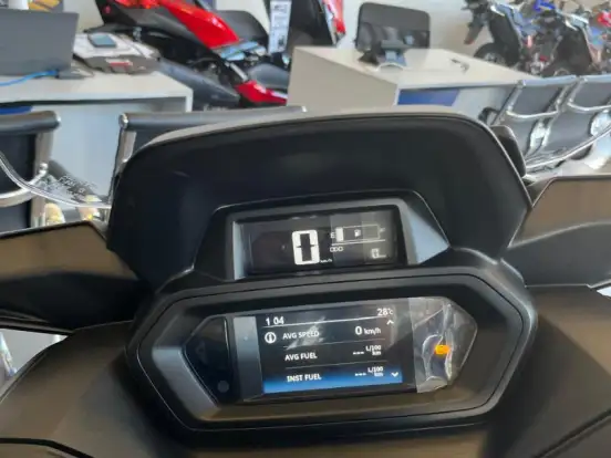 YAMAHA-XMAX 250 CONNECTED ABS YAMAHA-XMAX 250 CONNECTED ABS-2025