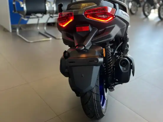 YAMAHA-XMAX 250 CONNECTED ABS YAMAHA-XMAX 250 CONNECTED ABS-2025