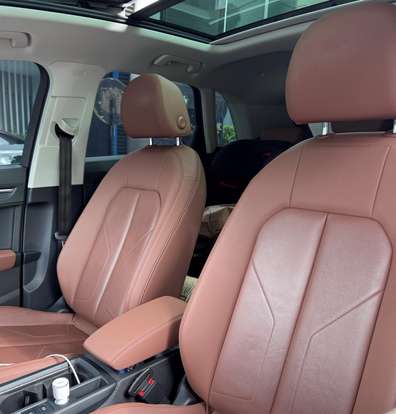 AUDI-Q3-2021