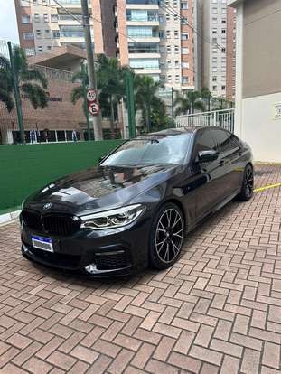 BMW-540i-2017