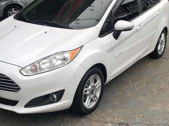FORD-FIESTA-1.6 SEL SEDAN 16V FLEX 4P MANUAL FORD-FIESTA-2017