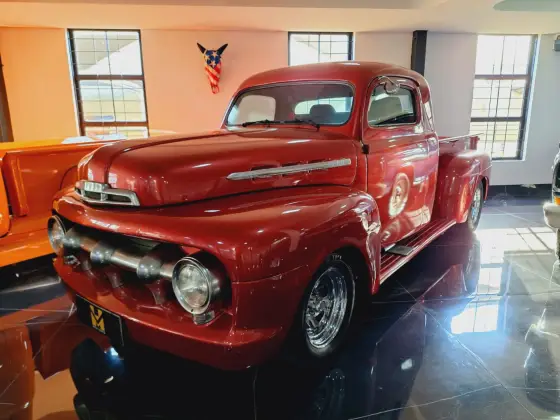 FORD F-1 V8 GASOLINA 2P MANUAL