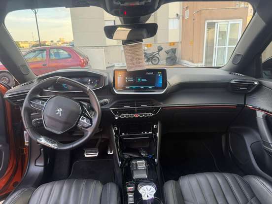 PEUGEOT-2008-2022