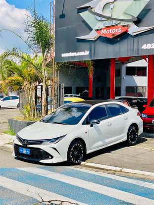 TOYOTA-COROLLA-2024
