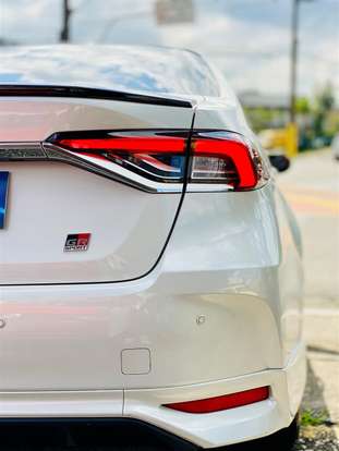 TOYOTA-COROLLA-2024