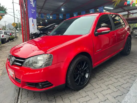 VOLKSWAGEN GOLF 1.6 MI SPORTLINE LIMITED EDITION 8V FLEX 4P MANUAL VOLKSWAGEN GOLF 1.6 MI SPORTLINE LIMITED EDITION 8V FLEX 4P MANUAL