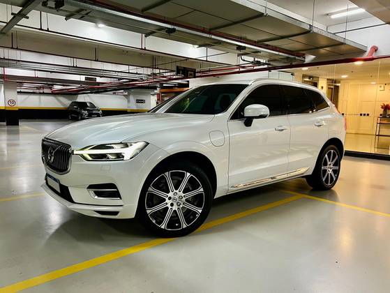 VOLVO XC60 2.0 T8 HYBRID INSCRIPTION AWD GEARTRONIC