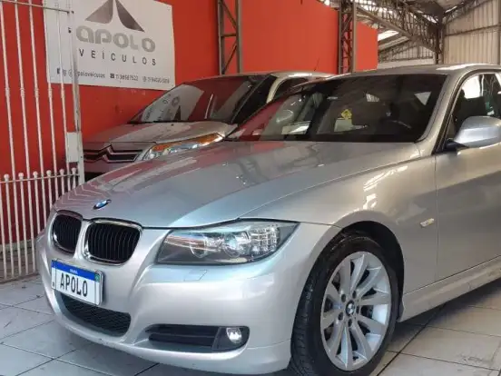 BMW-320i-2.0 16V GASOLINA 4P AUTOMÁTICO BMW-320i-2009