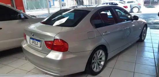 BMW-320i-2009