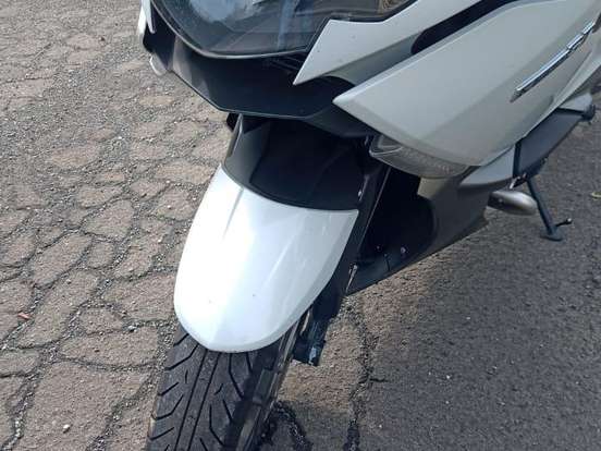 BMW-K 1600 GT BMW-K 1600 GT-2011