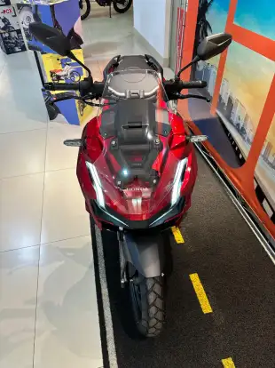 HONDA-ADV-2025