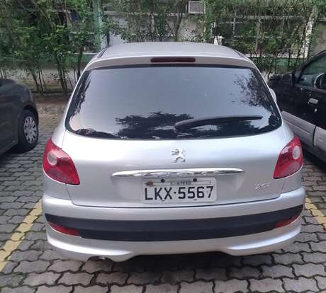 PEUGEOT-207-2009