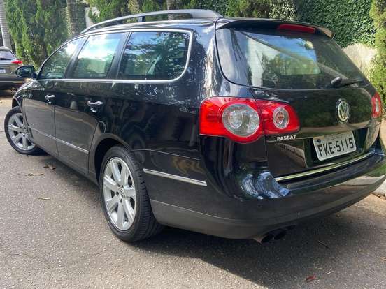 VOLKSWAGEN-PASSAT-2.0 FSI COMFORTLINE VARIANT 16V TURBO GASOLINA 4P TIPTRONIC VOLKSWAGEN-PASSAT-2010