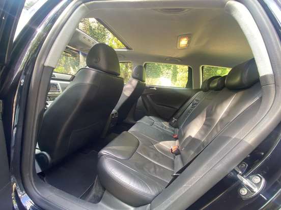 VOLKSWAGEN-PASSAT-2.0 FSI COMFORTLINE VARIANT 16V TURBO GASOLINA 4P TIPTRONIC VOLKSWAGEN-PASSAT-2010