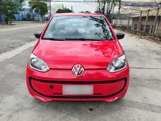 VOLKSWAGEN-UP-2014