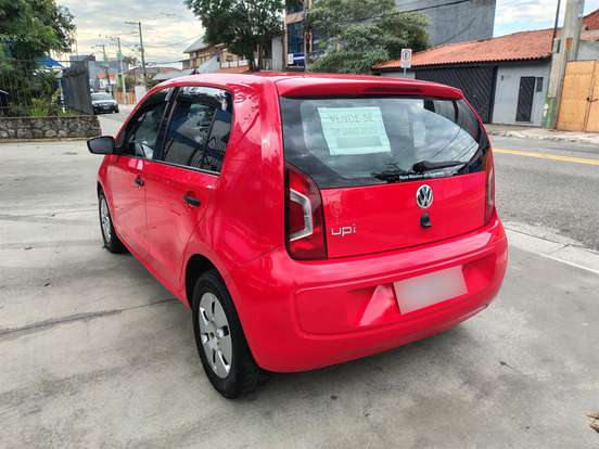 VOLKSWAGEN-UP-2014