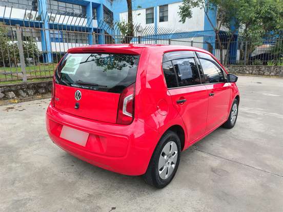 VOLKSWAGEN-UP-2014