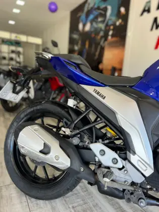 YAMAHA FZ25 FAZER ABS 