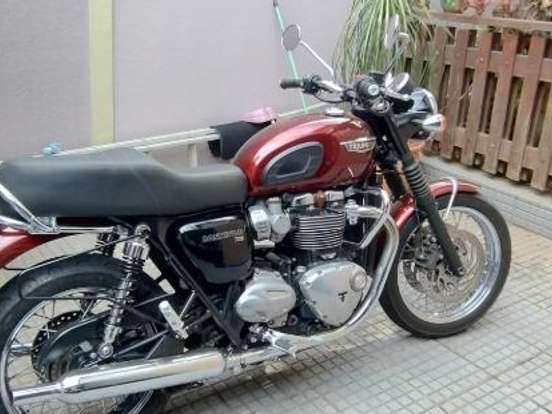 TRIUMPH-BONNEVILLE T120 1200 TRIUMPH-BONNEVILLE T120 1200-2016