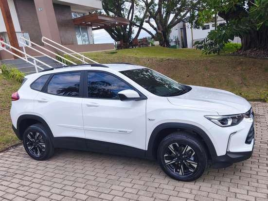 CHEVROLET-TRACKER-2021