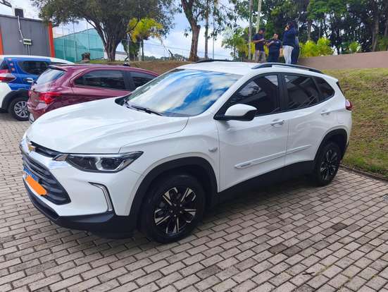 CHEVROLET-TRACKER-2021