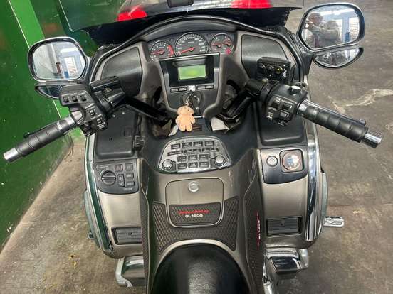 HONDA-GL 1800 GOLD WING-2005