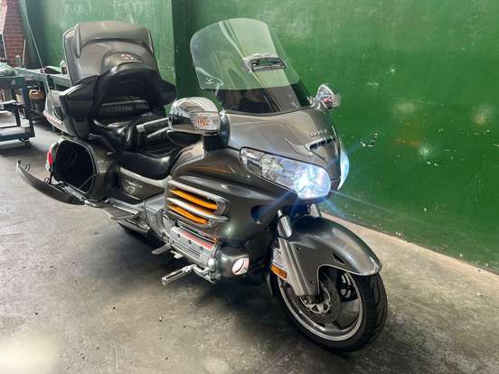 HONDA-GL 1800 GOLD WING HONDA-GL 1800 GOLD WING-2005