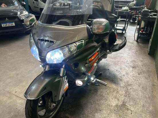 HONDA-GL 1800 GOLD WING-2005