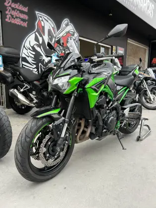KAWASAKI Z900 