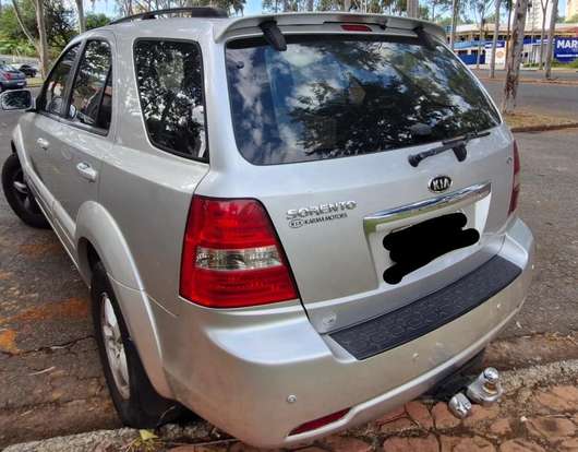 KIA-SORENTO-2007