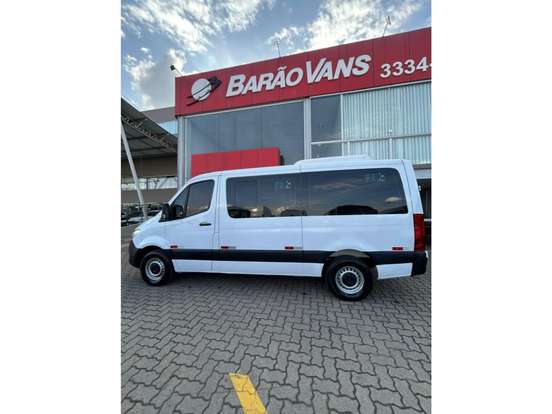 MERCEDES-BENZ-SPRINTER-2019
