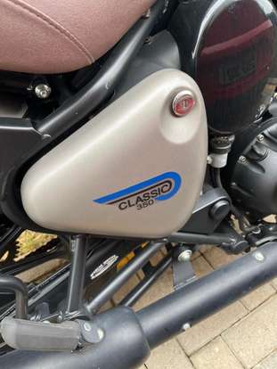ROYAL ENFIELD-CLASSIC 350-2022