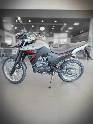 YAMAHA XTZ 250 LANDER CONNECTED 