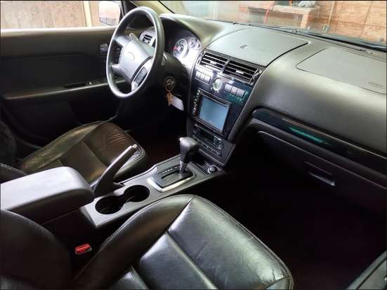 FORD-FUSION-2007