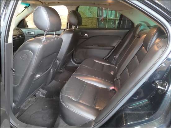 FORD-FUSION-2007