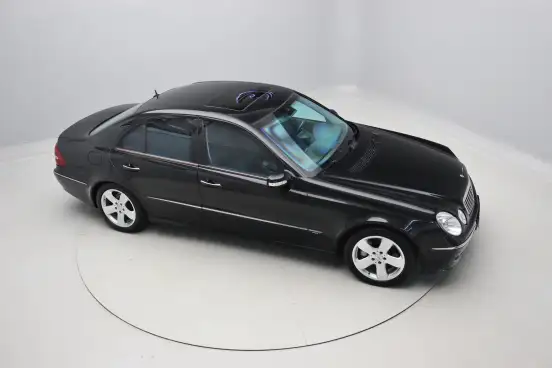 MERCEDES-BENZ-E 500-5.0 AVANTGARDE V8 GASOLINA 4P AUTOMÁTICO MERCEDES-BENZ-E 500-2002